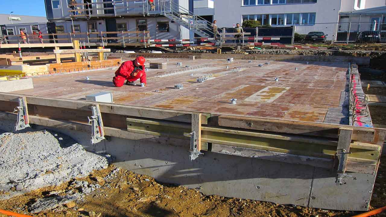 Formwork (Shuttering) for Concrete [Its Types, Design]