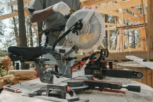 circular saw